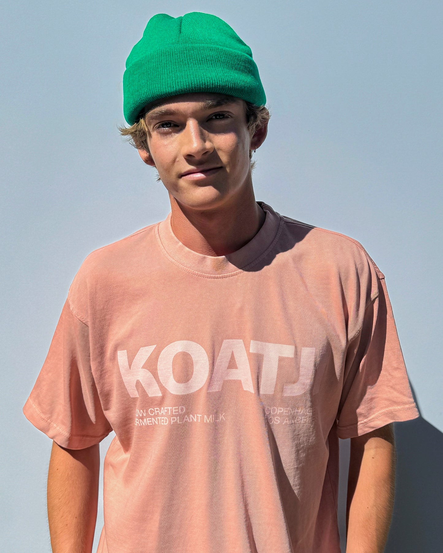 KOATJI T-Shirt - Faded Red / Pink